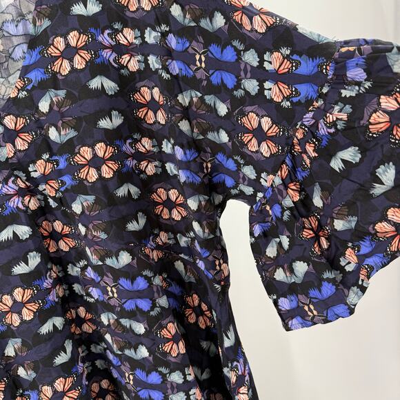 Avenue Tunic Top Womens Size 22/24 Harper V-Neck Butterfly Ruffle Plus Curvy NWT - Picture 8 of 14